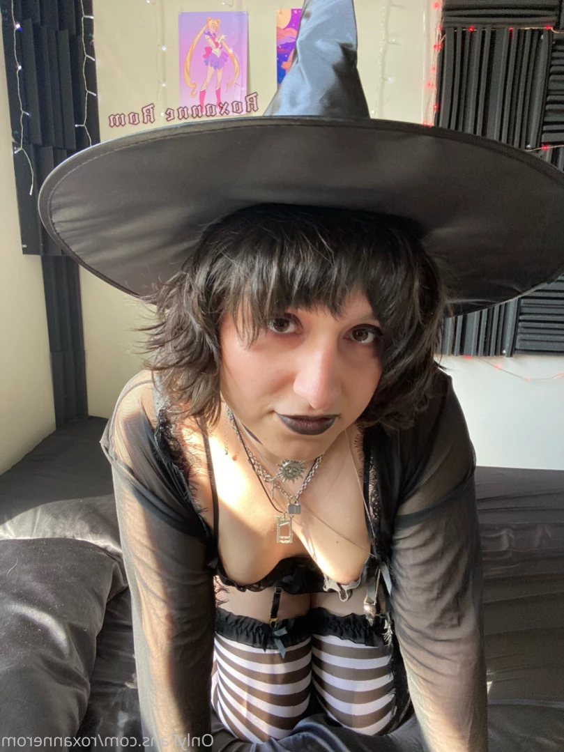 Roxanne Rom [ roxannerom ] Onlyfans leaked photo 12800737 on Hotleaks.tv