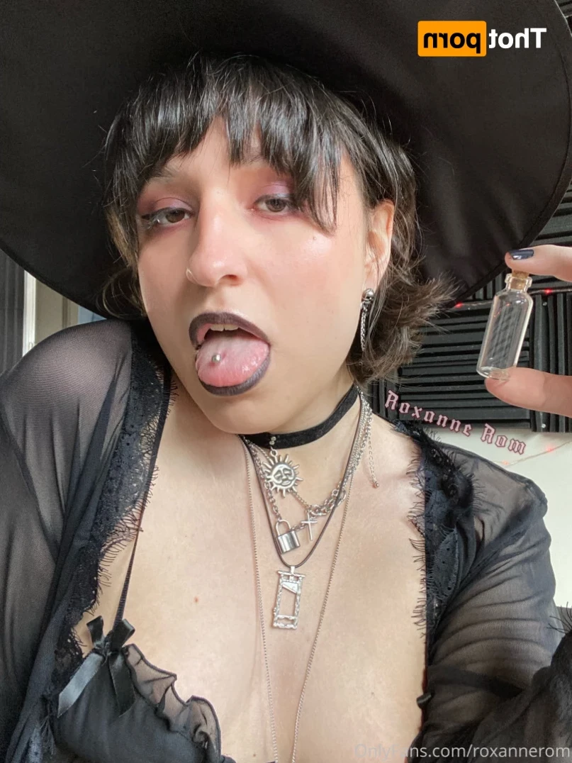 Roxanne Rom [ roxannerom ] Onlyfans leaked photo 13801407 on Hotleaks.tv