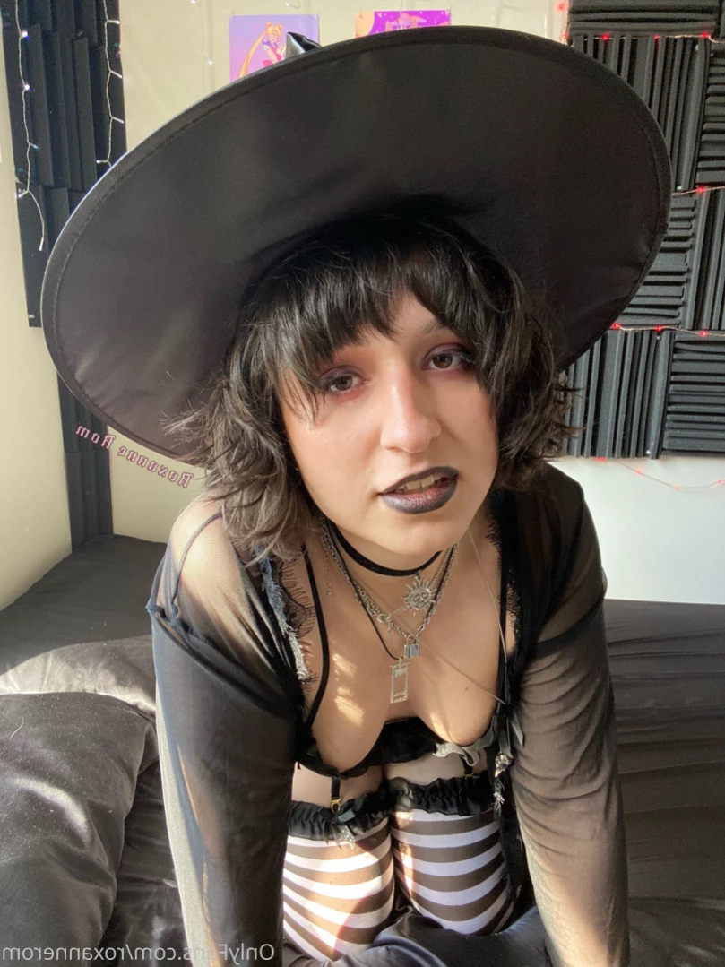 Roxanne Rom [ roxannerom ] Onlyfans leaked photo 15231304 on Hotleaks.tv
