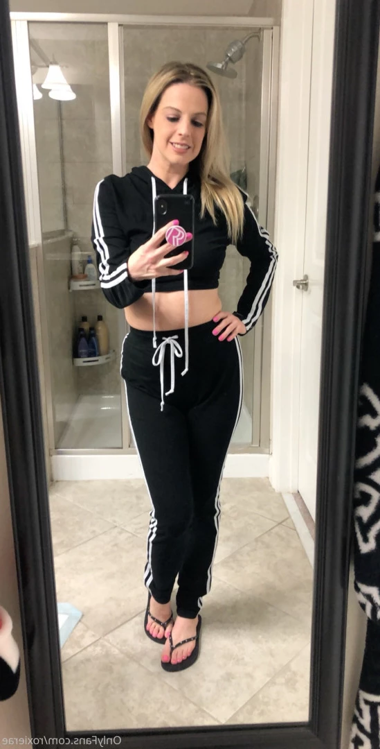 Roxie Rae [ roxierae ] Onlyfans leaked photo 7146392 on Hotleaks.tv