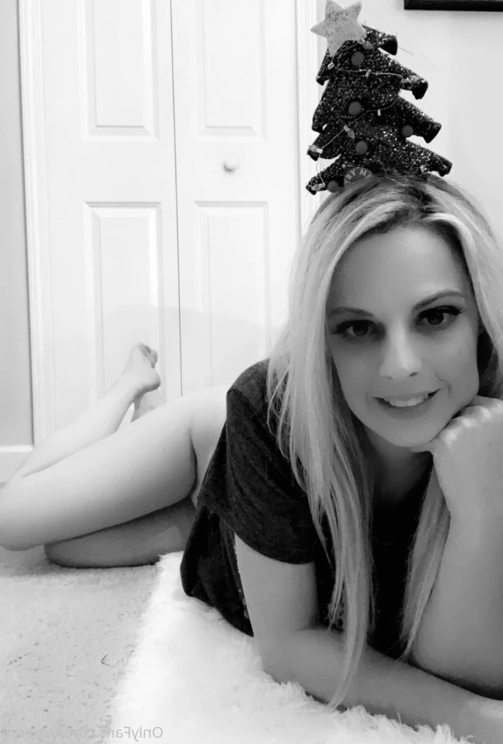 Roxie Rae [ roxierae ] Onlyfans leaked photo 7154478 on Hotleaks.tv