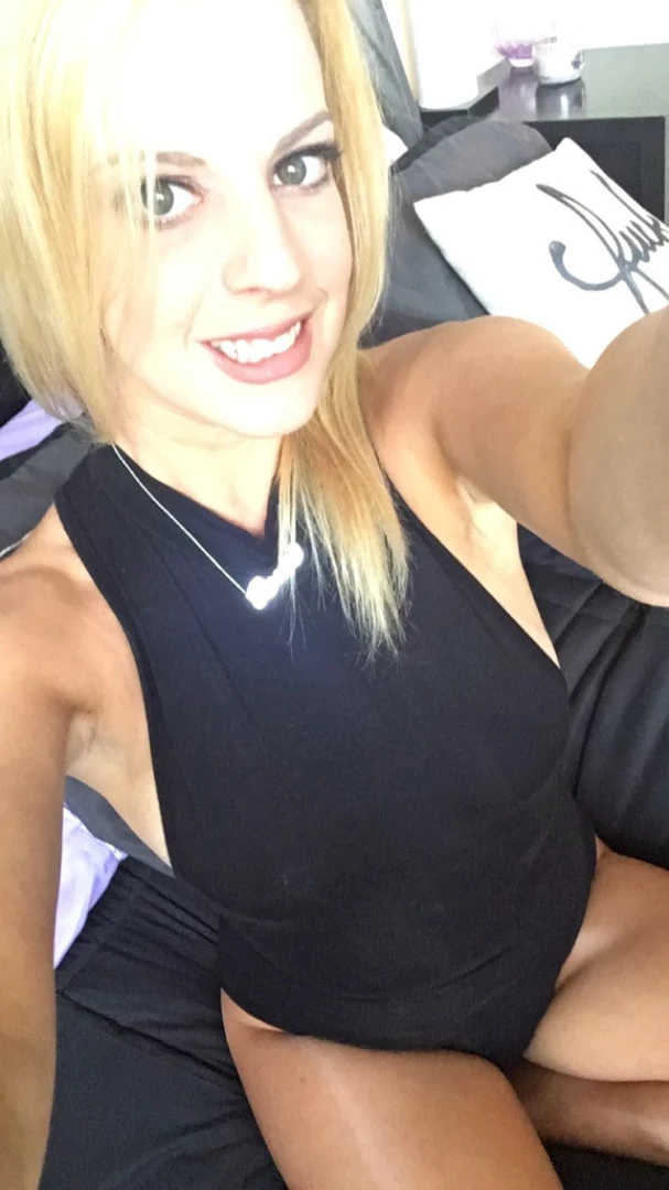 Roxie Rae [ roxierae ] Onlyfans leaked photo 7157279 on Hotleaks.tv