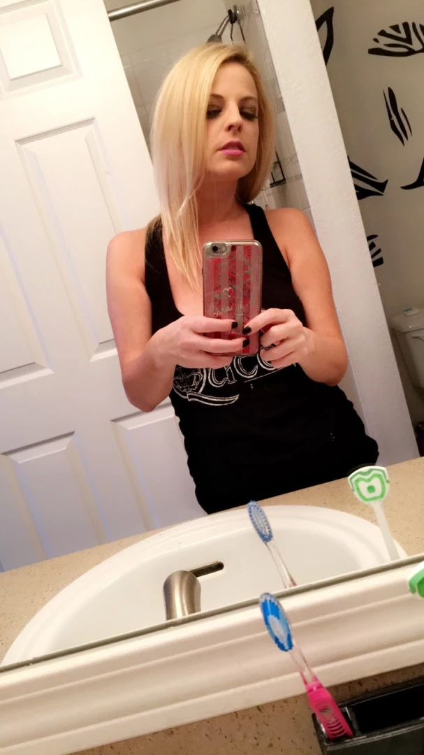 Roxie Rae [ roxierae ] Onlyfans leaked photo 7161263 on Hotleaks.tv