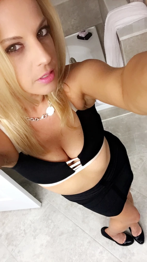 Roxie Rae [ roxierae ] Onlyfans leaked photo 7163654 on Hotleaks.tv