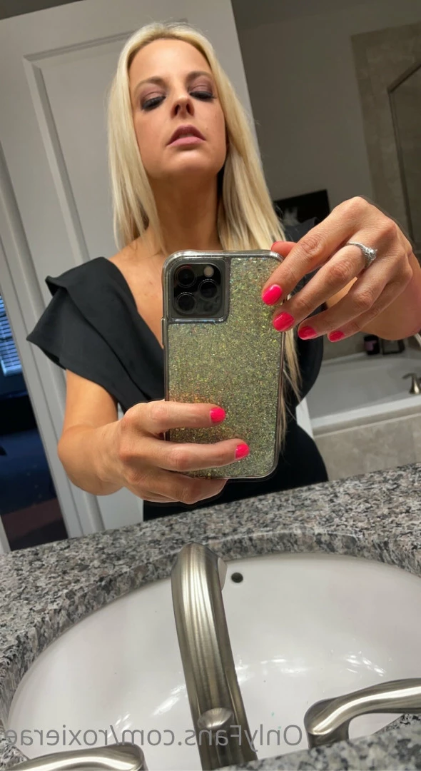 Roxie Rae [ roxierae ] Onlyfans leaked photo 7164496 on Hotleaks.tv