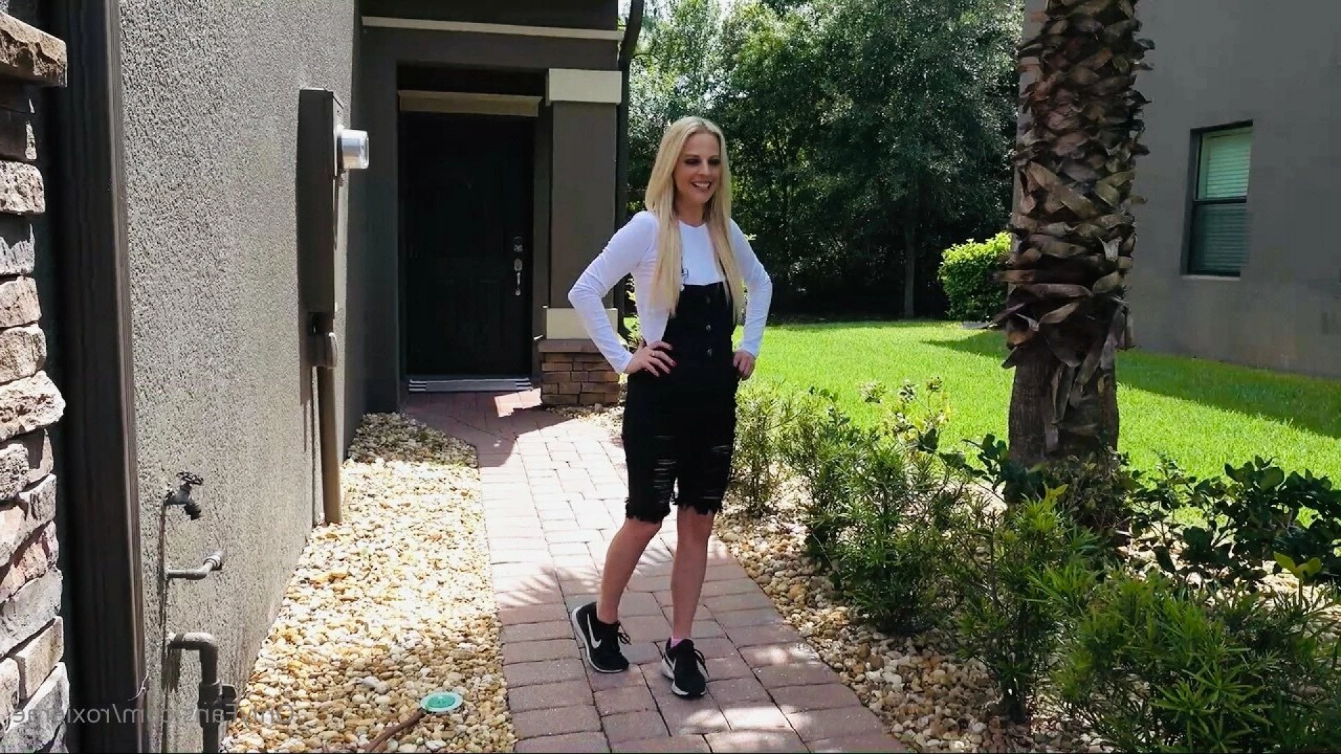 Roxie Rae [ roxierae ] Onlyfans leaked photo 7177726 on Hotleaks.tv