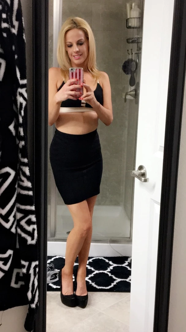 Roxie Rae [ roxierae ] Onlyfans leaked photo 7188290 on Hotleaks.tv