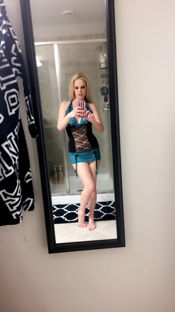 Roxie Rae [ roxierae ] Onlyfans leaked photo 7204037 on Hotleaks.tv