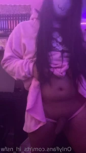 9283526