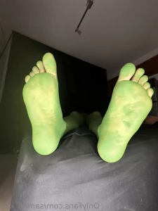 7146557