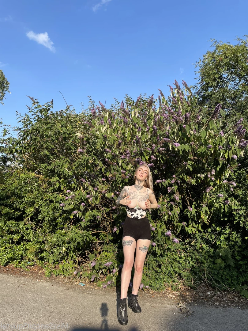 🖤 BIG TIDDIE GOTH GF 🖤 [ sandpitsquirtal ] Onlyfans leaked photo 7117429 on Hotleaks.tv