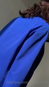 6933864