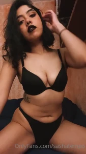 6933201