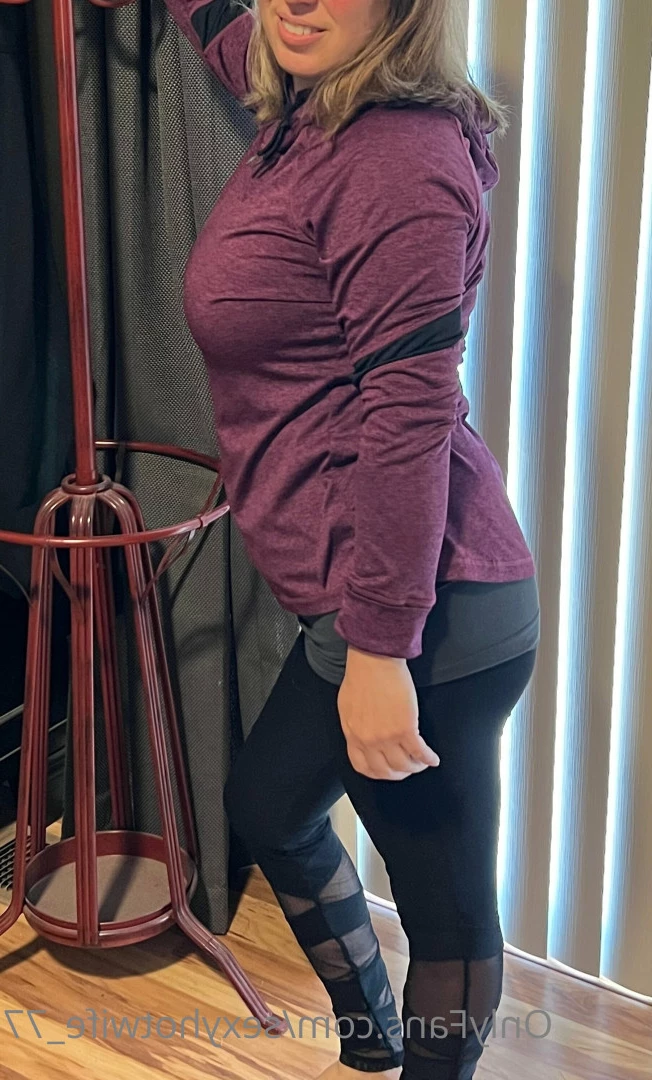 Sexy Hot Wife [ sexyhotwife_77 ] Onlyfans leaked photo 7227723 on Hotleaks.tv