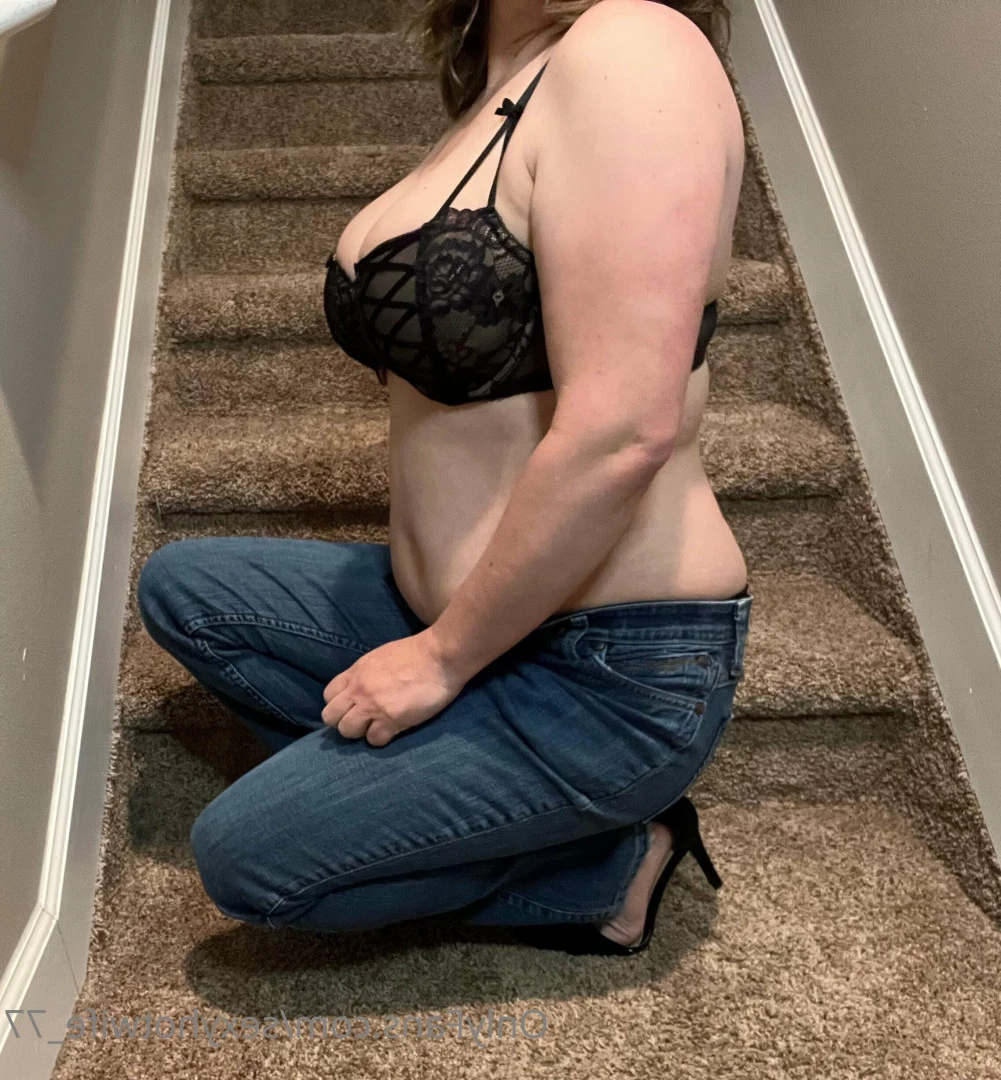 Sexy Hot Wife [ sexyhotwife_77 ] Onlyfans leaked photo 7227826 on Hotleaks.tv