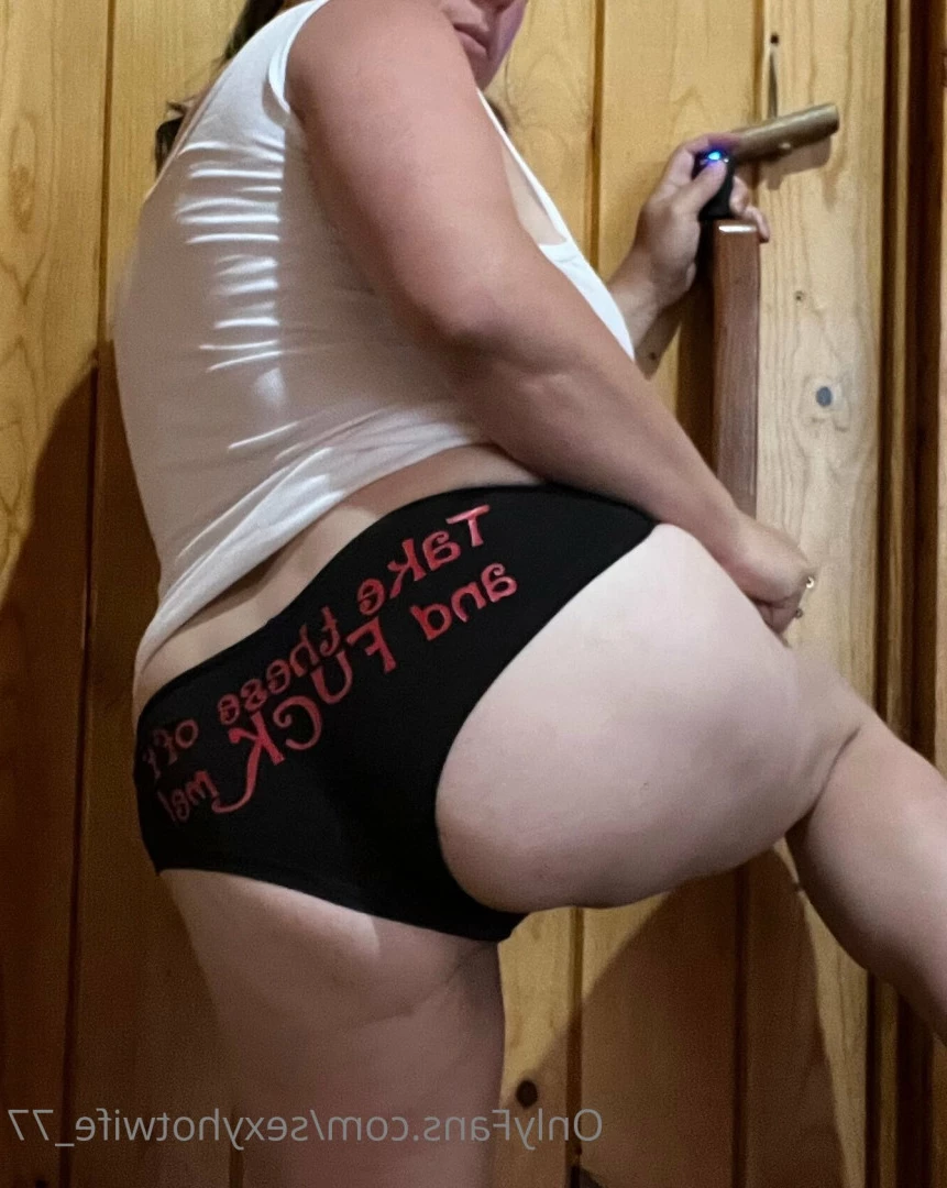 Sexy Hot Wife [ sexyhotwife_77 ] Onlyfans leaked photo 7227963 on Hotleaks.tv
