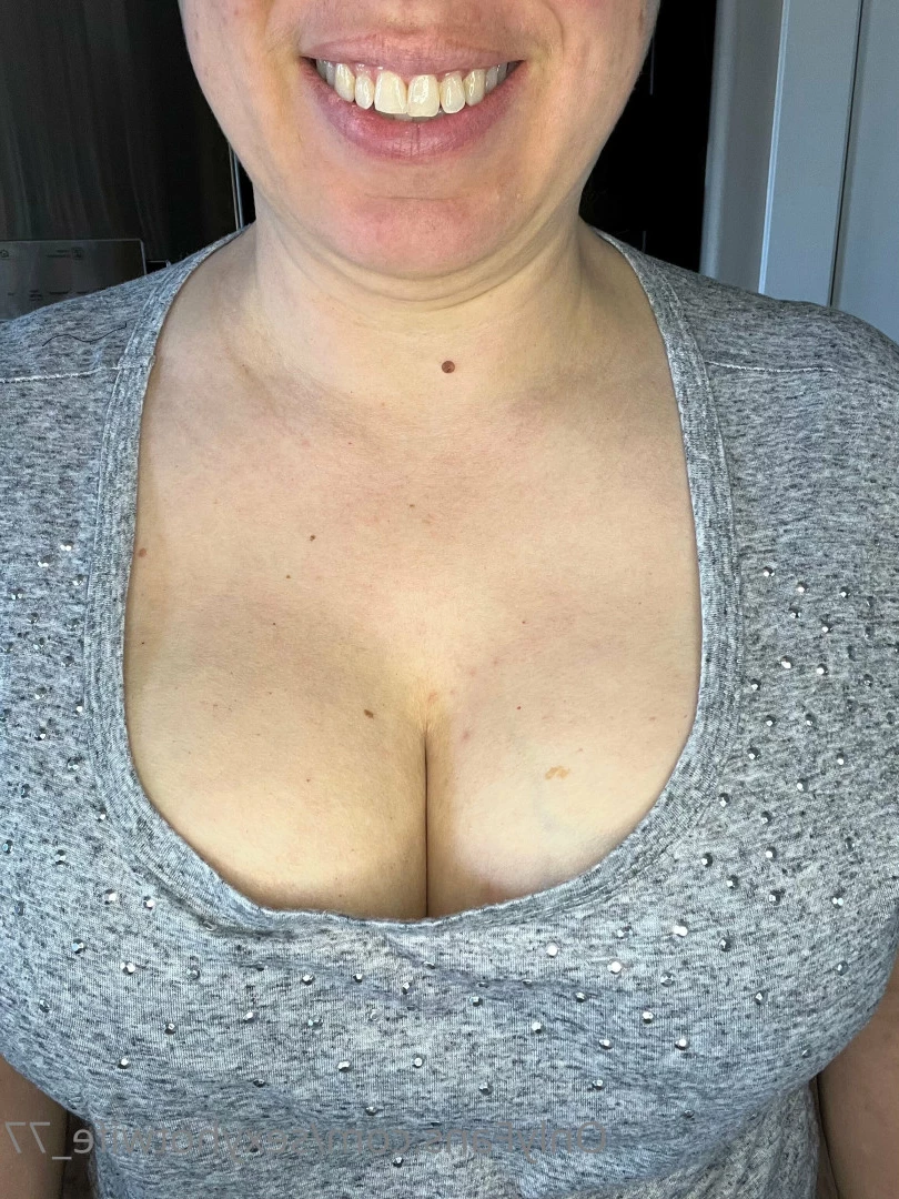 Sexy Hot Wife [ sexyhotwife_77 ] Onlyfans leaked photo 7229292 on Hotleaks.tv