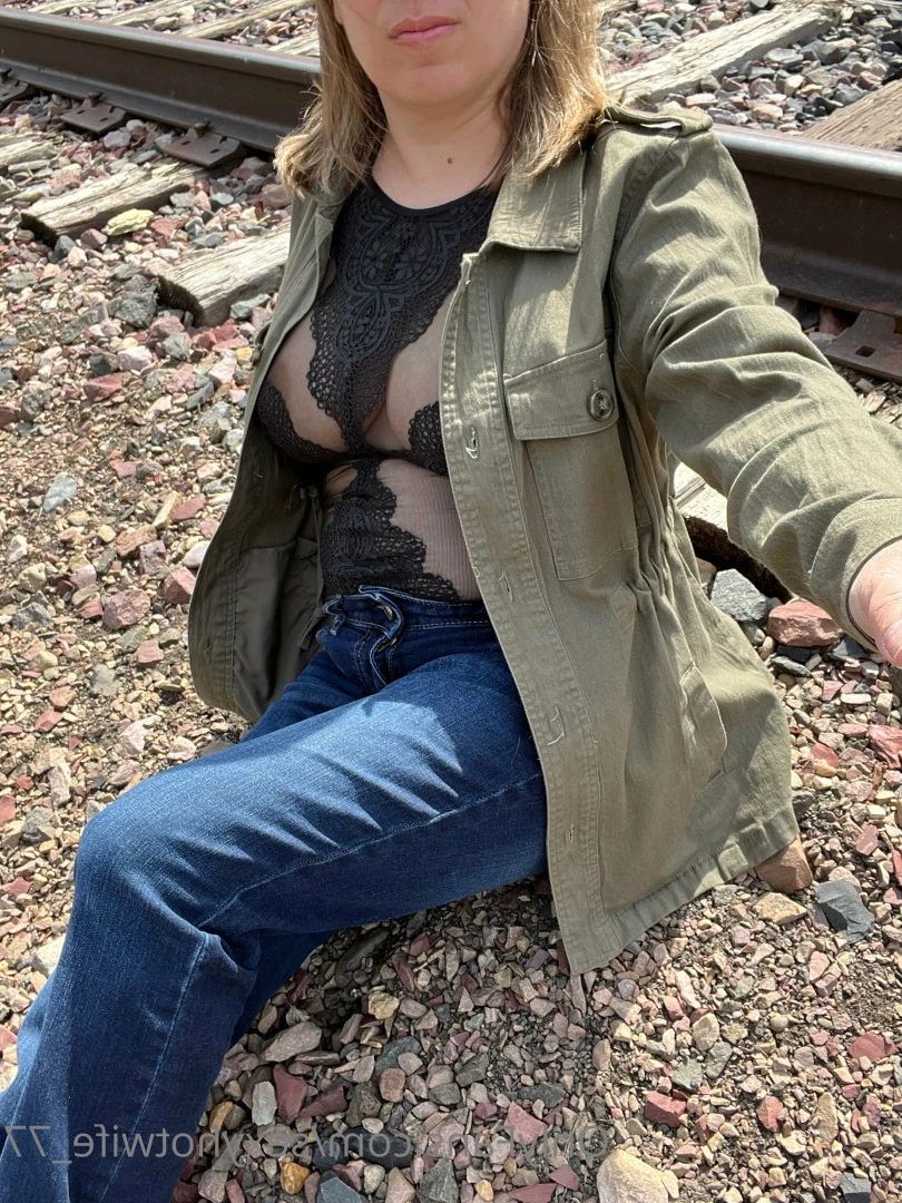 Sexy Hot Wife [ sexyhotwife_77 ] Onlyfans leaked photo 7229622 on Hotleaks.tv