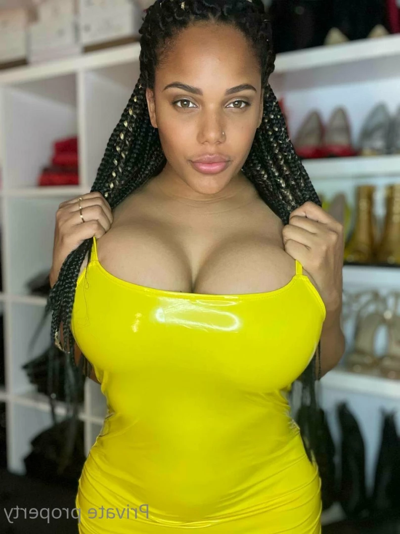 KIXXY - YOUR SEXY BRUNETTE DOMME 🖤😈 [ sexykixx ] Onlyfans leaked photo 7103564 on Hotleaks.tv
