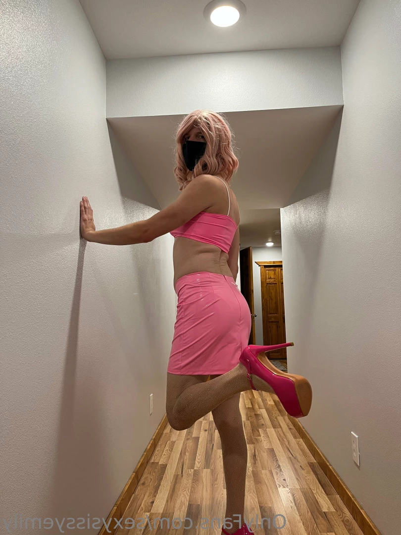 sexysissyemily Onlyfans leaked photo 7072142 on Hotleaks.tv