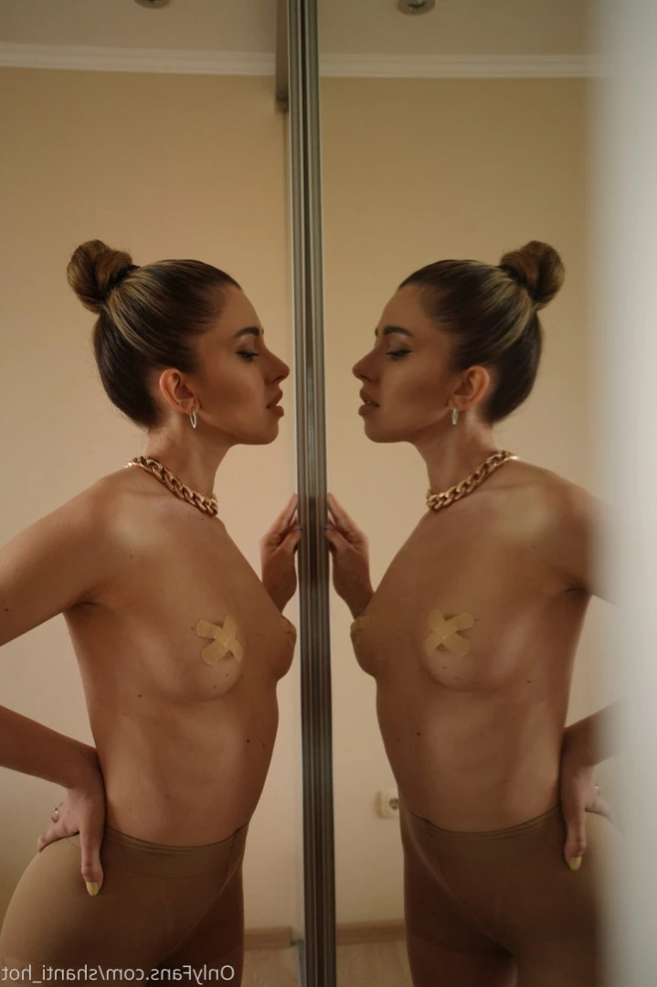 Shanti [ shanti_hot ] Onlyfans leaked photo 11060952 on Hotleaks.tv