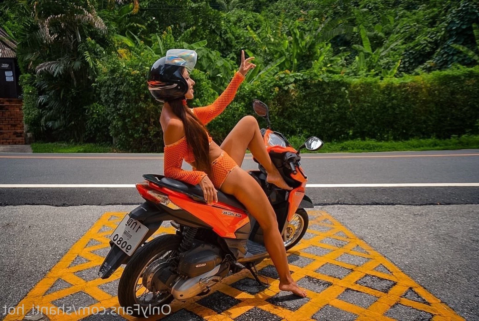 Shanti [ shanti_hot ] Onlyfans leaked photo 12471828 on Hotleaks.tv