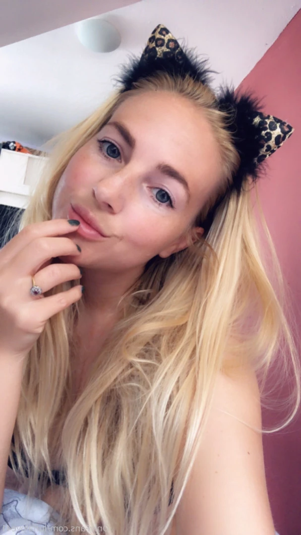 Wanna have fun? 👅 [ sheenafree ] Onlyfans leaked photo 11772673 on Hotleaks.tv