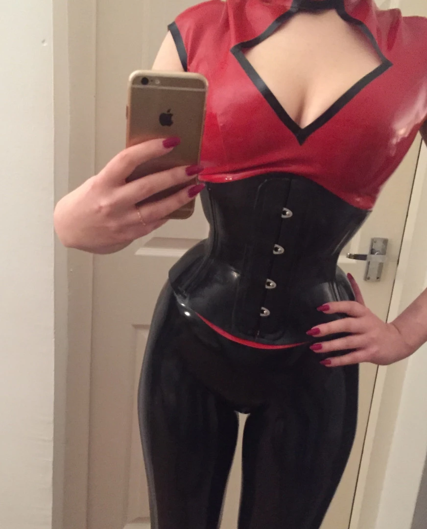 Madame Mathilde [ shinymathilde ] Onlyfans leaked photo 6627586 on Hotleaks.tv
