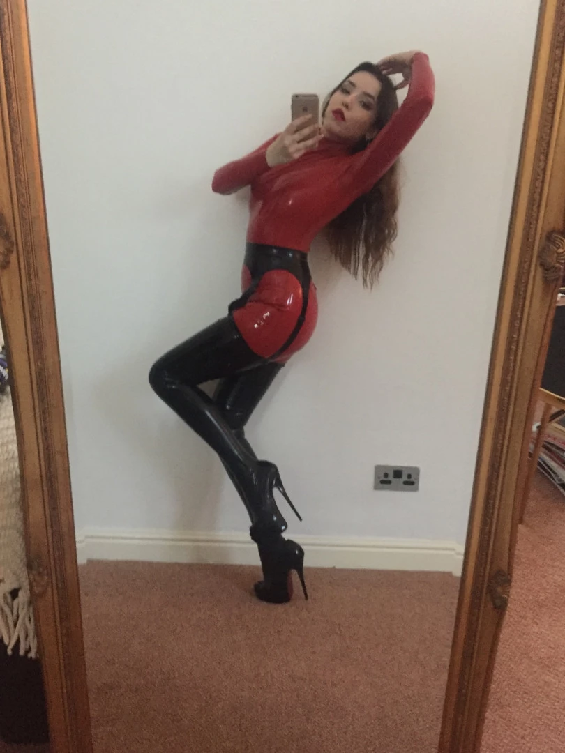 Madame Mathilde [ shinymathilde ] Onlyfans leaked photo 6628895 on Hotleaks.tv
