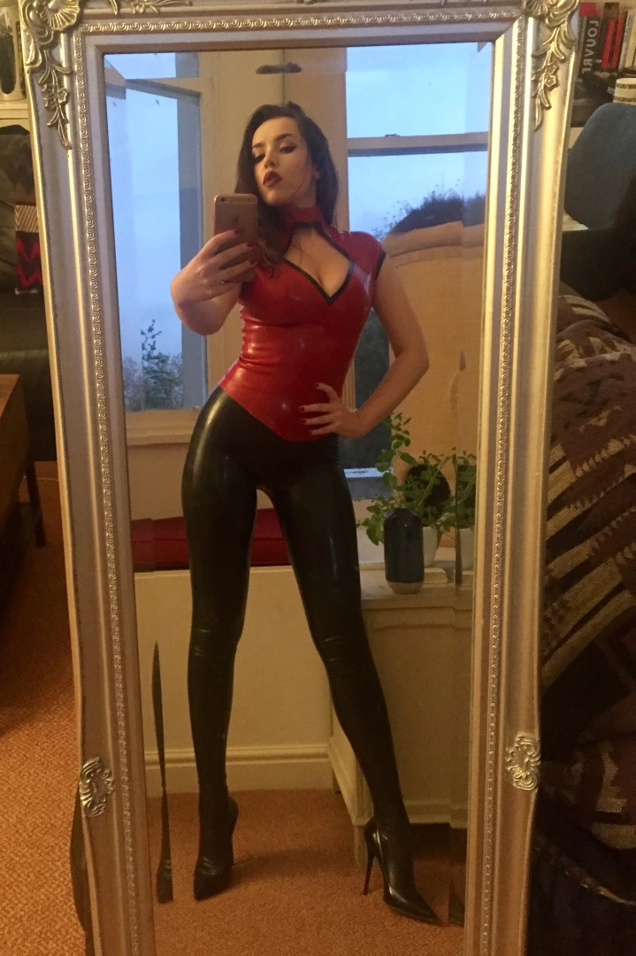 Madame Mathilde [ shinymathilde ] Onlyfans leaked photo 6630483 on Hotleaks.tv