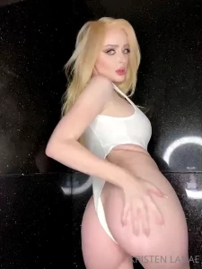 9563310