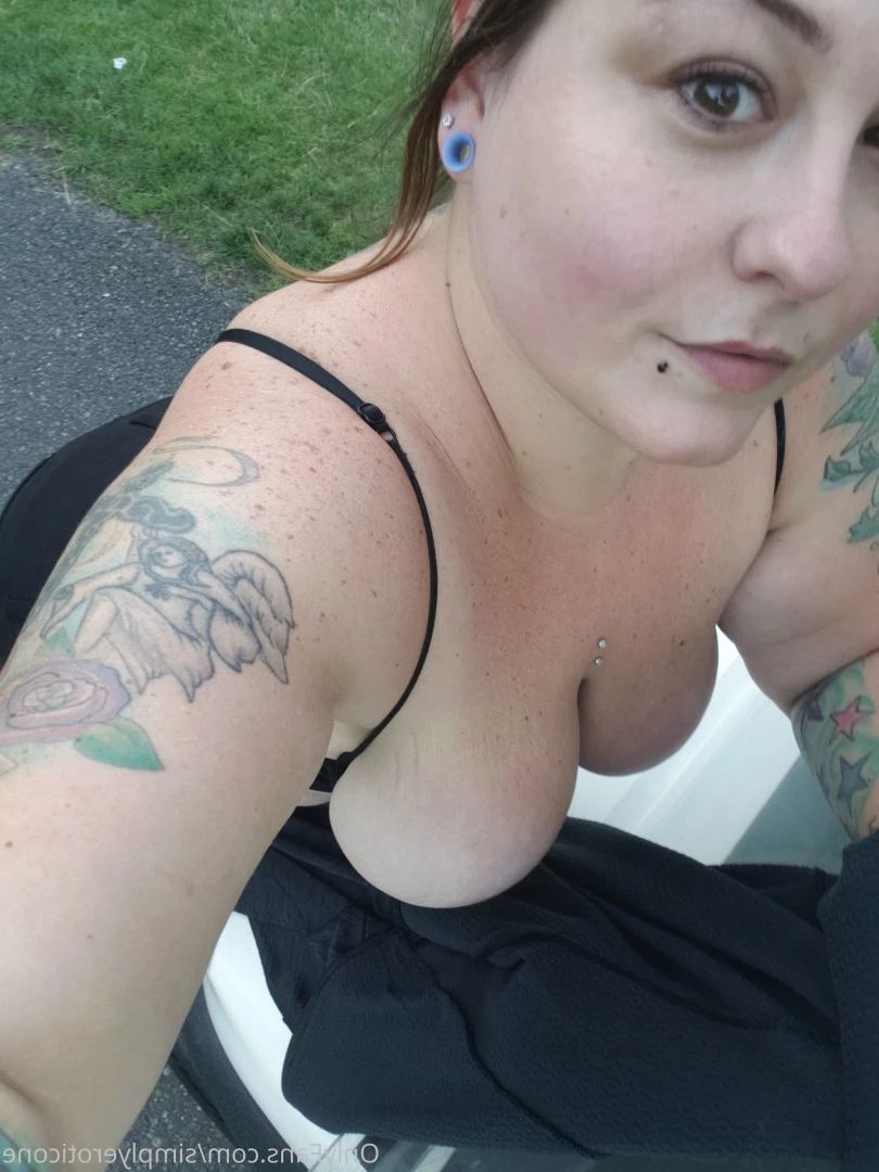 simplyeroticone Onlyfans leaked photo 7061628 on Hotleaks.tv