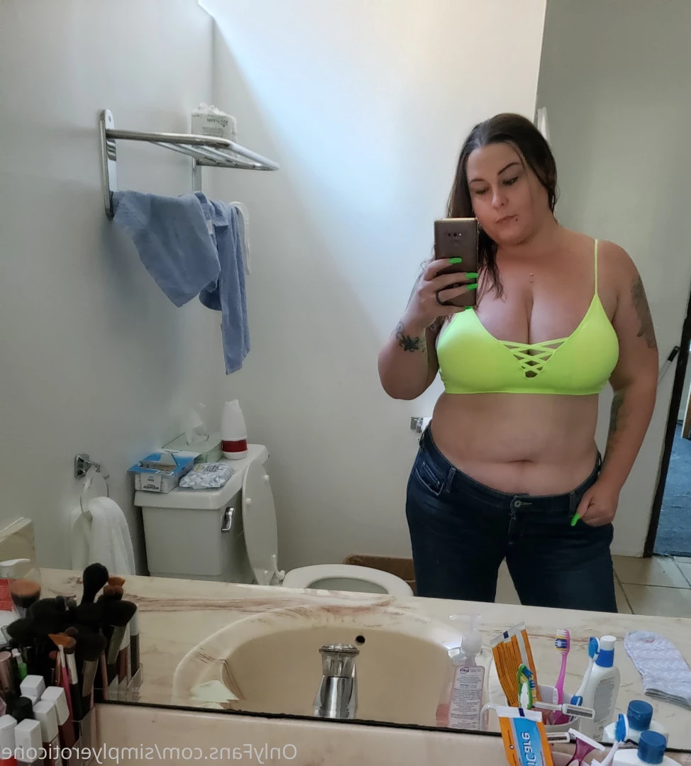 simplyeroticone Onlyfans leaked photo 7063324 on Hotleaks.tv