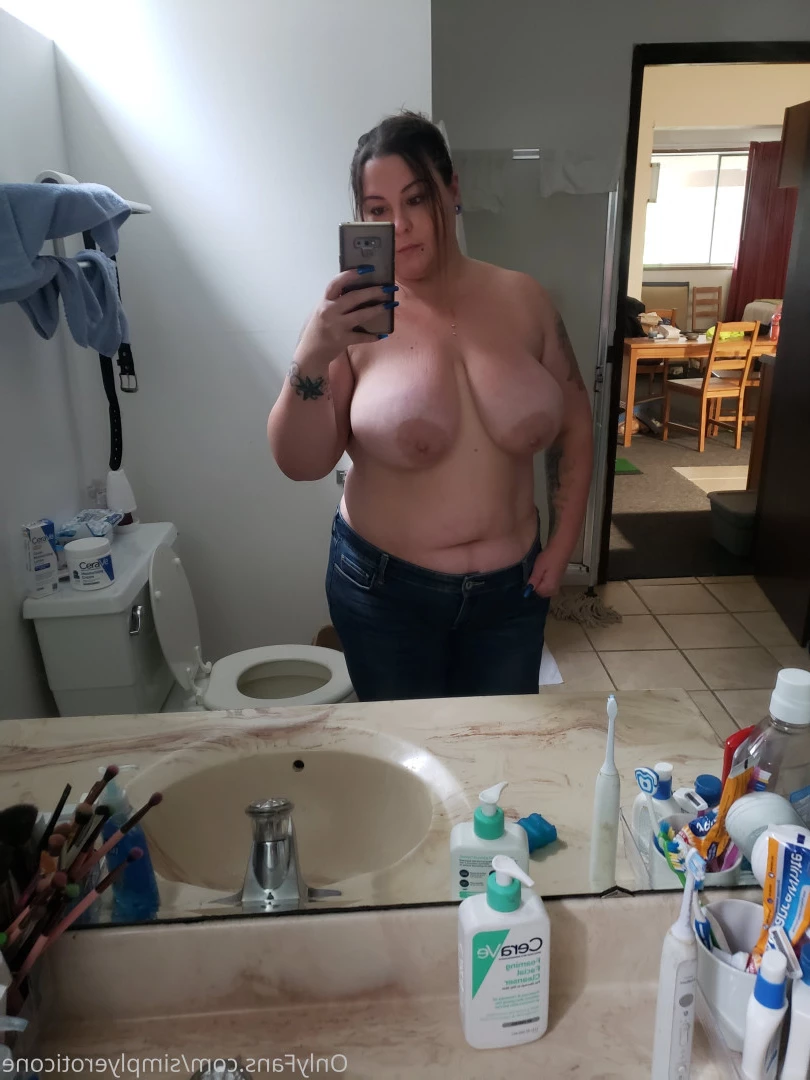 simplyeroticone Onlyfans leaked photo 7063655 on Hotleaks.tv