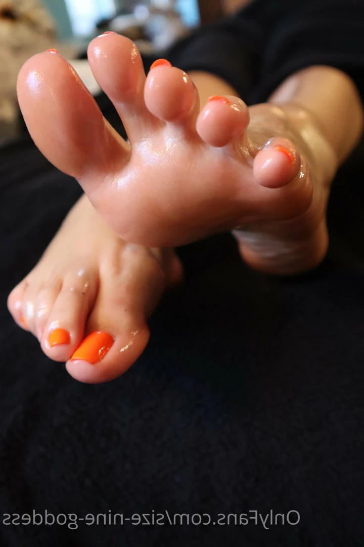 Size Nine Goddess [ size-nine-goddess ] Onlyfans leaked photo 6650428 on Hotleaks.tv