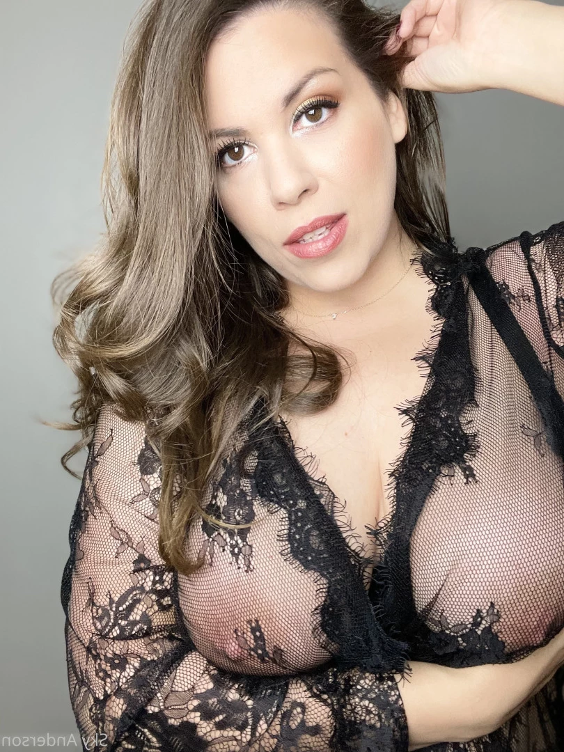 Sky Anderson [ sky_anderson ] Onlyfans leaked photo 7222459 on Hotleaks.tv
