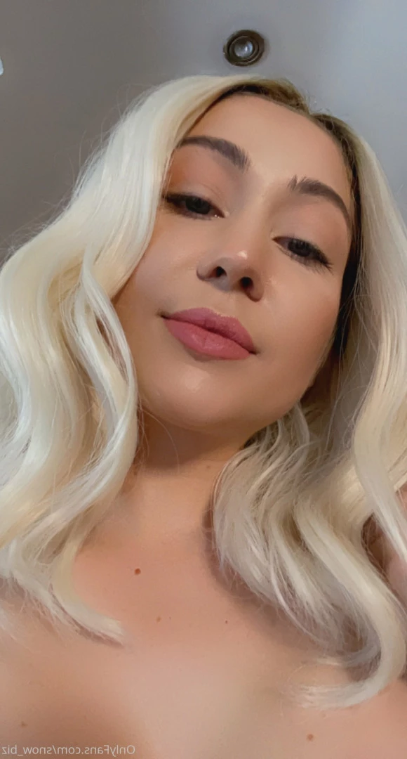 Snow [ snow_biz ] Onlyfans leaked photo 7192831 on Hotleaks.tv