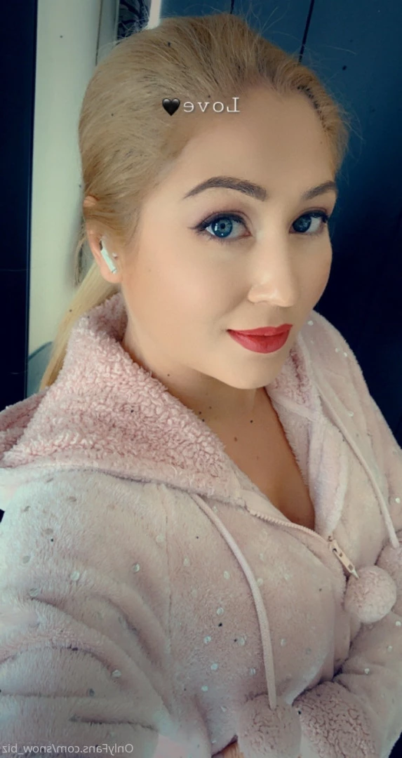 Snow [ snow_biz ] Onlyfans leaked photo 7193513 on Hotleaks.tv