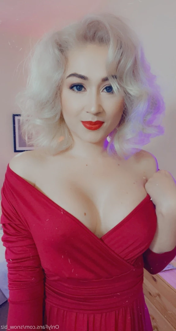 Snow [ snow_biz ] Onlyfans leaked photo 7193693 on Hotleaks.tv