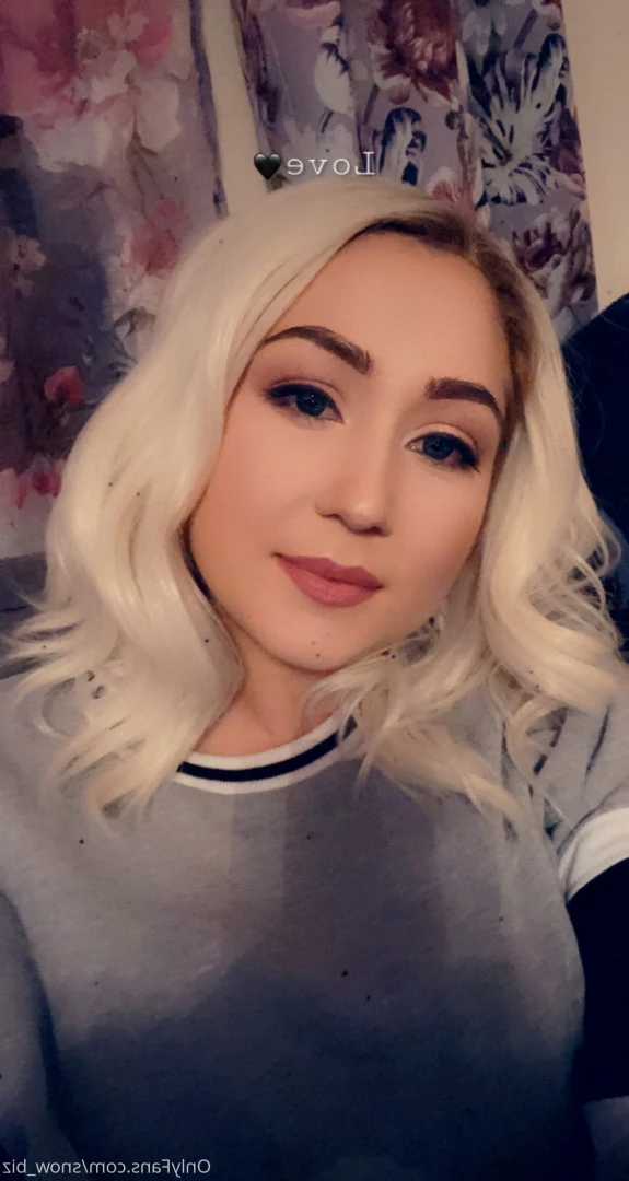 Snow [ snow_biz ] Onlyfans leaked photo 7193797 on Hotleaks.tv
