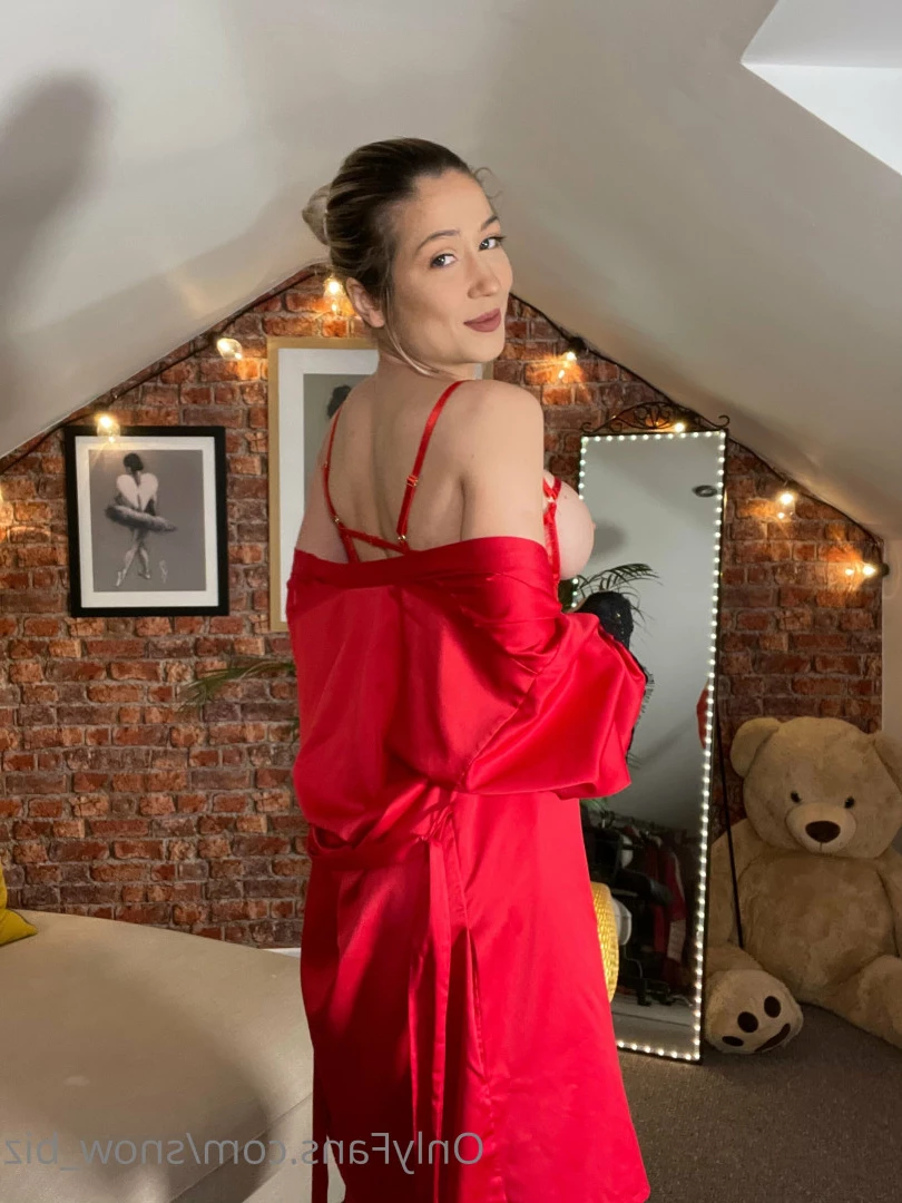Snow [ snow_biz ] Onlyfans leaked photo 7193863 on Hotleaks.tv