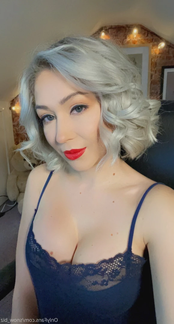Snow [ snow_biz ] Onlyfans leaked photo 7193986 on Hotleaks.tv