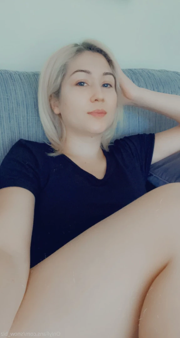 Snow [ snow_biz ] Onlyfans leaked photo 7194083 on Hotleaks.tv