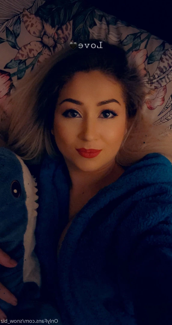 Snow [ snow_biz ] Onlyfans leaked photo 7194113 on Hotleaks.tv