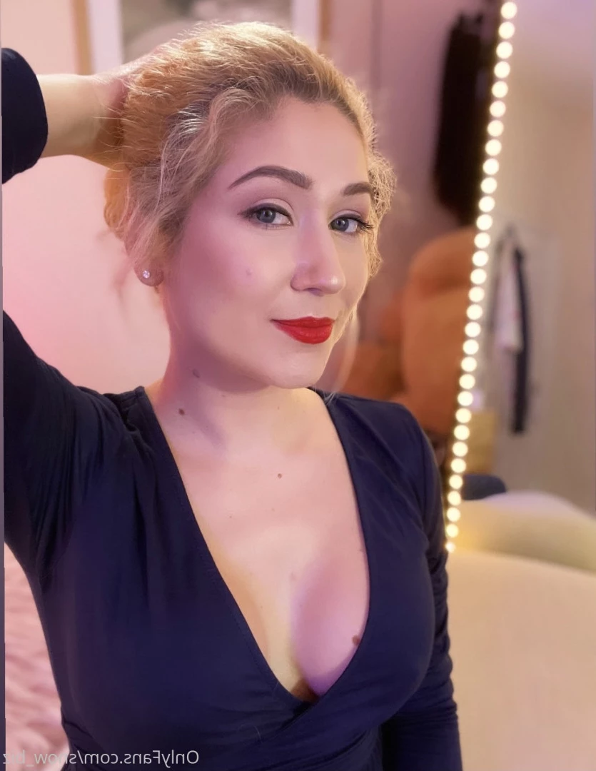 Snow [ snow_biz ] Onlyfans leaked photo 7194560 on Hotleaks.tv