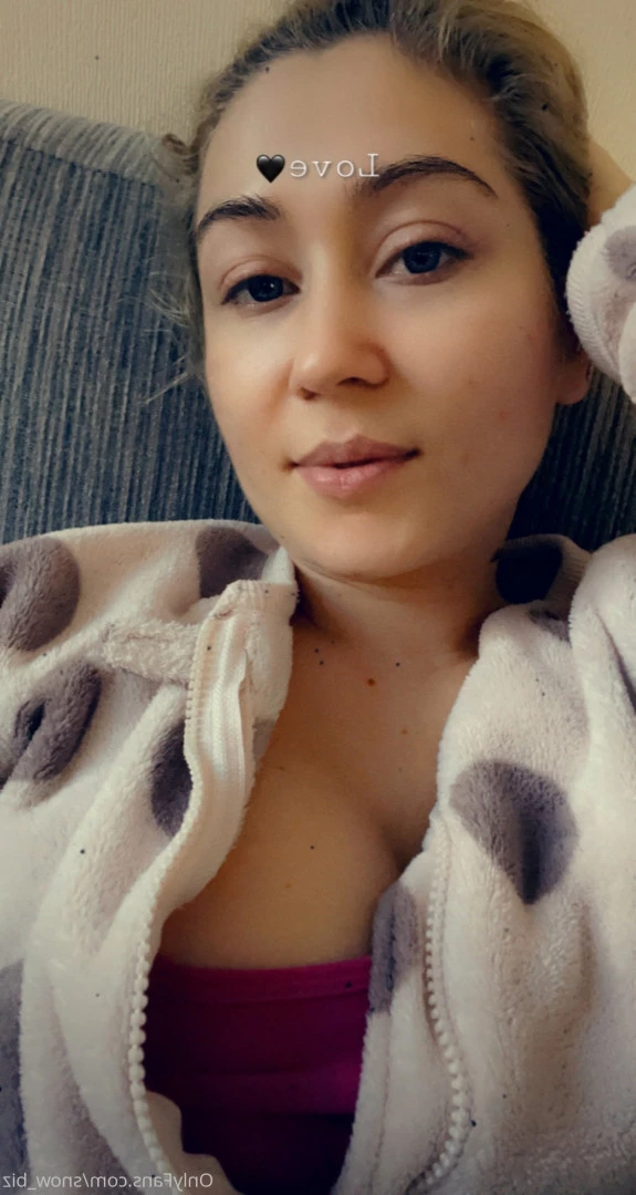 Snow [ snow_biz ] Onlyfans leaked photo 7194956 on Hotleaks.tv