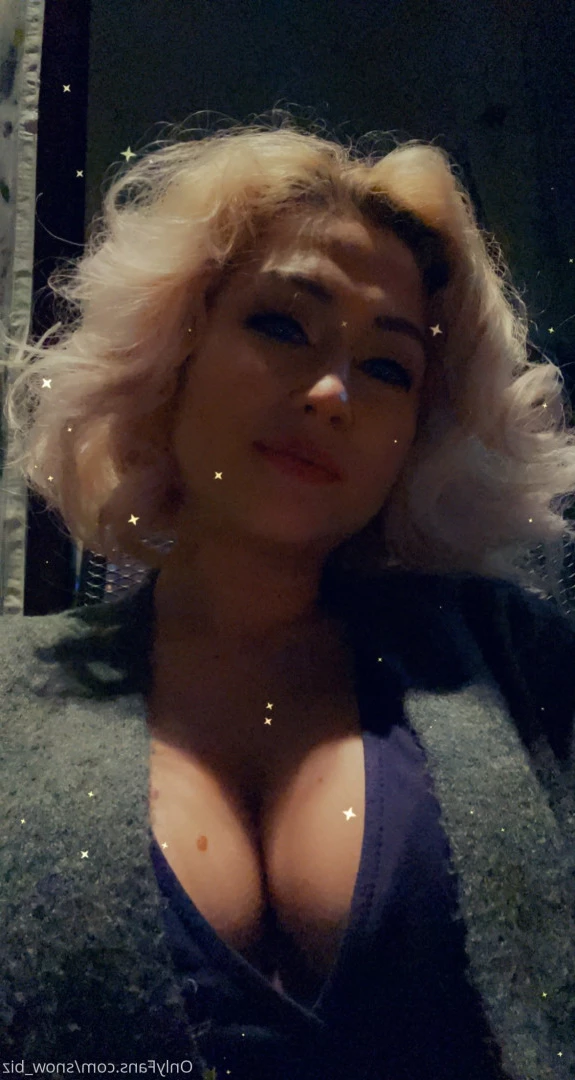 Snow [ snow_biz ] Onlyfans leaked photo 7196114 on Hotleaks.tv