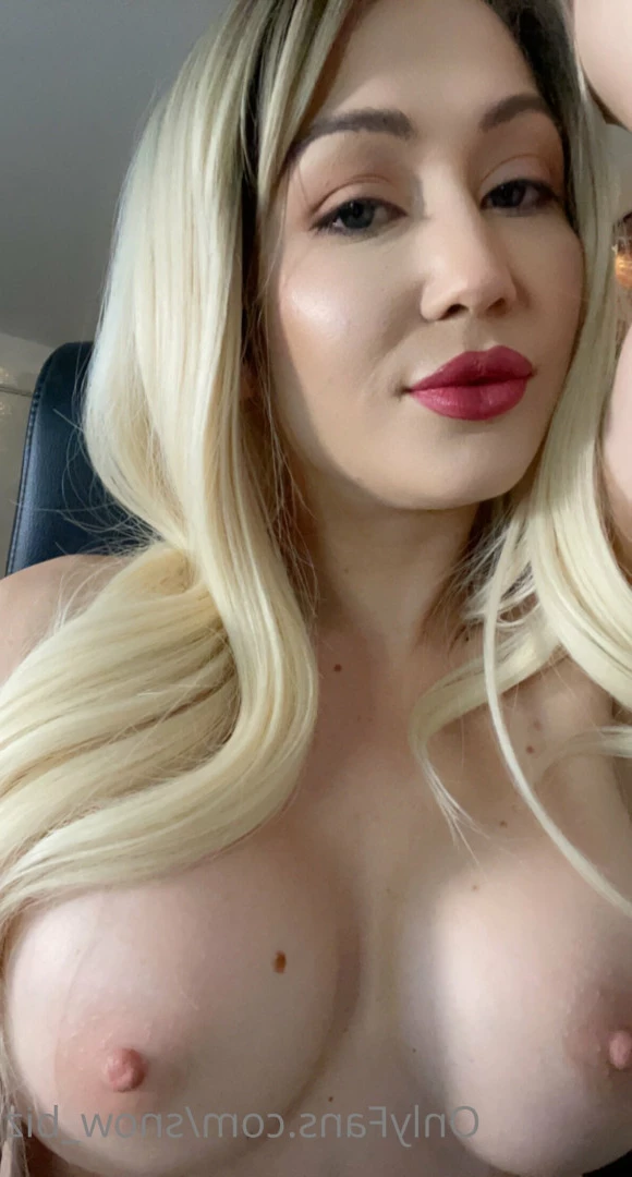 Snow [ snow_biz ] Onlyfans leaked photo 7196799 on Hotleaks.tv