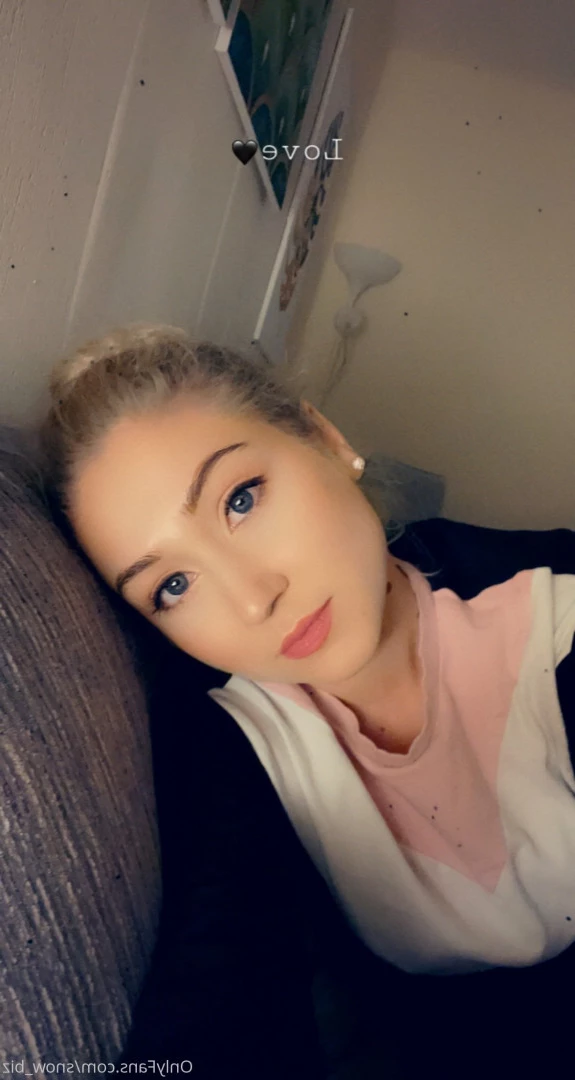 Snow [ snow_biz ] Onlyfans leaked photo 7196903 on Hotleaks.tv