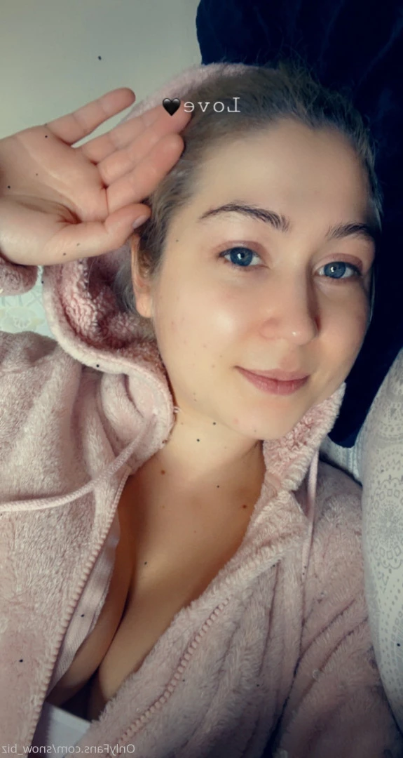 Snow [ snow_biz ] Onlyfans leaked photo 7196954 on Hotleaks.tv